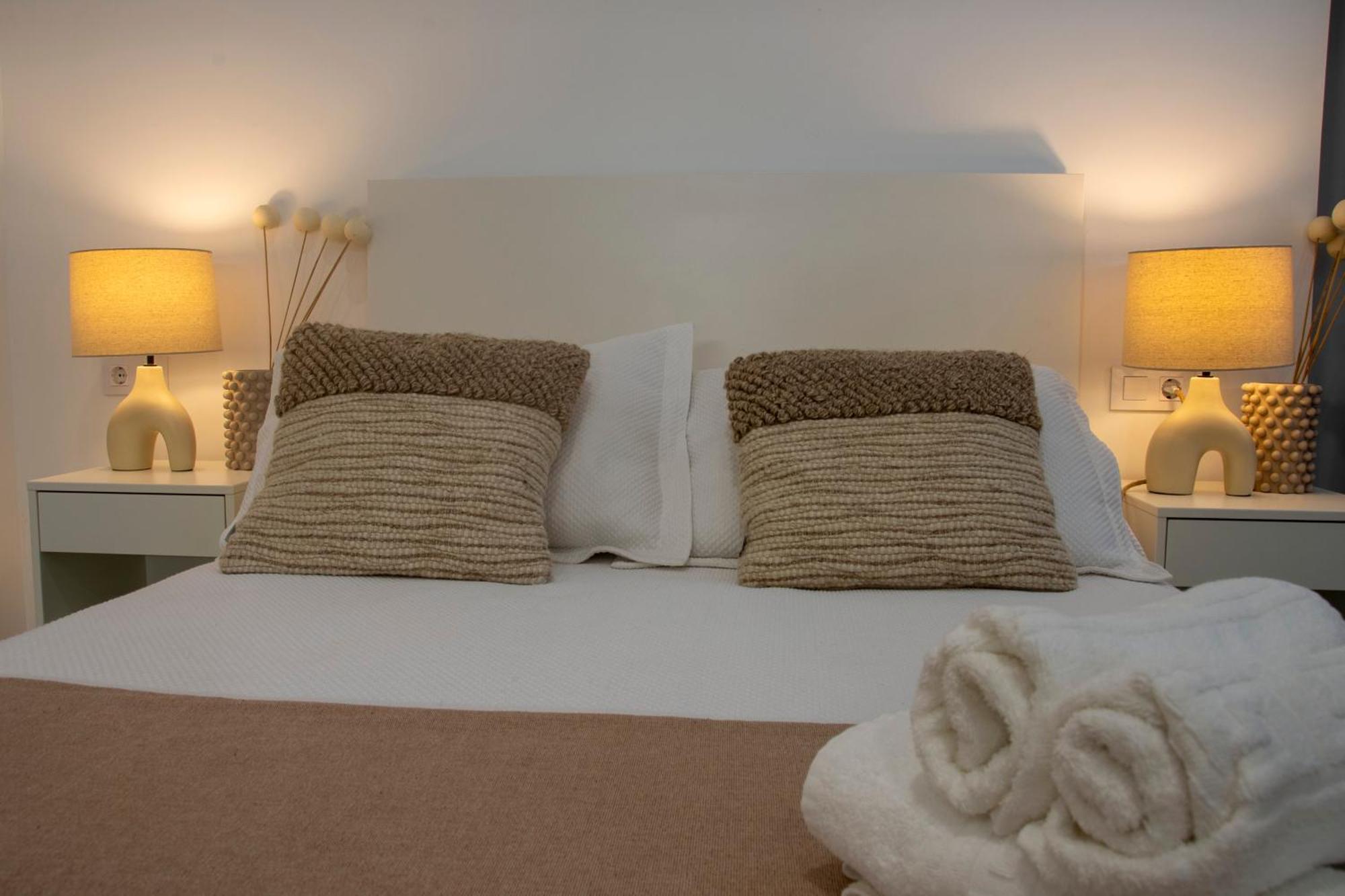 Apartamentos La Tahona กาดิซ ภายนอก รูปภาพ