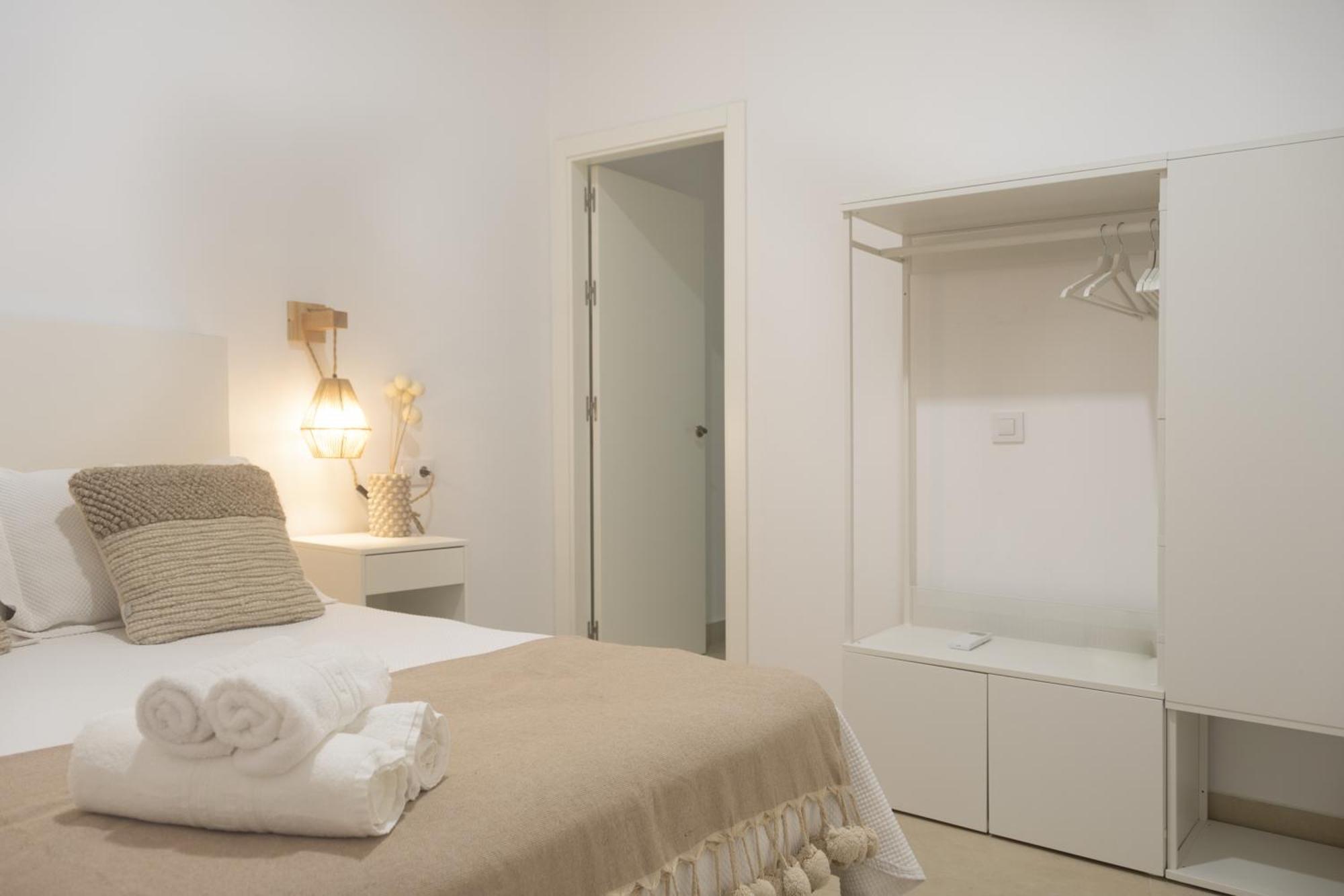 Apartamentos La Tahona กาดิซ ภายนอก รูปภาพ
