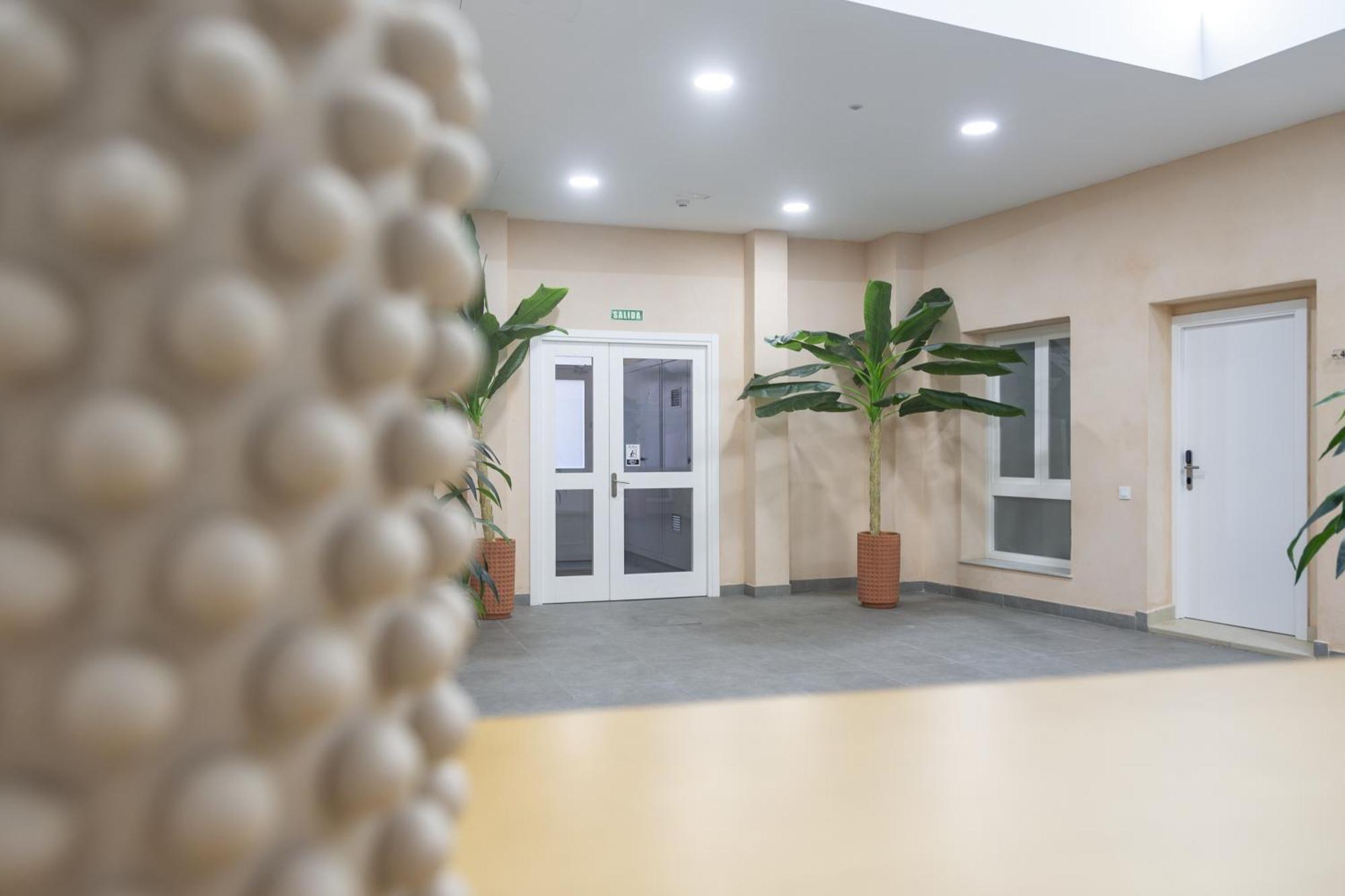 Apartamentos La Tahona กาดิซ ภายนอก รูปภาพ