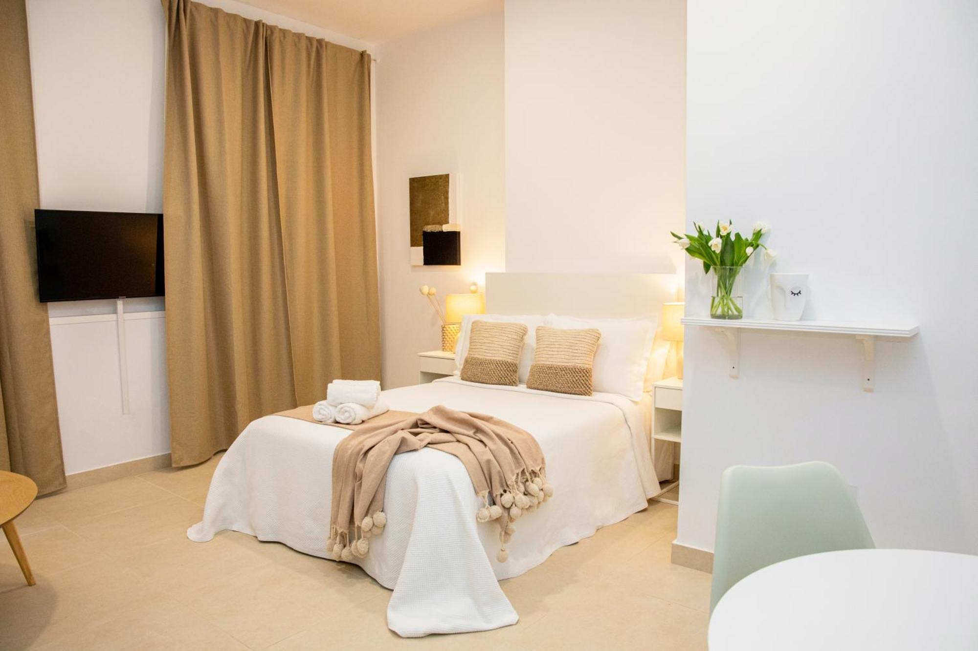 Apartamentos La Tahona กาดิซ ภายนอก รูปภาพ